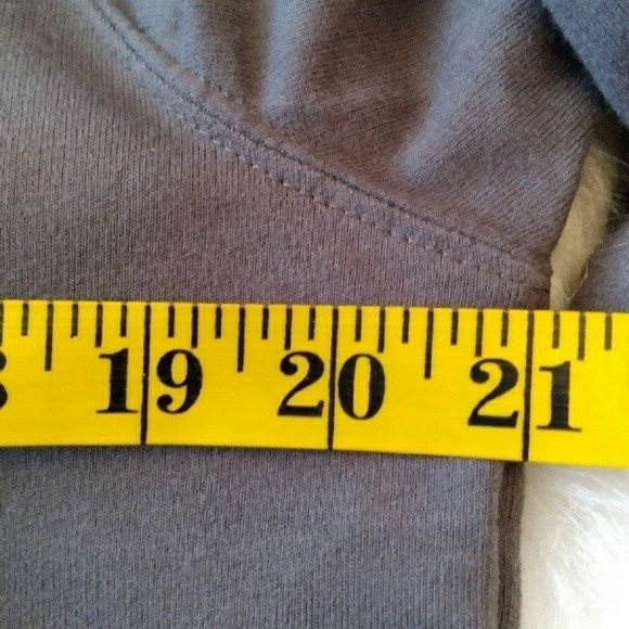 NWOT MICKEY & MINNIE HOODIE PULLOVER WOMENS LARGE NWOT - Picture 6 of 7